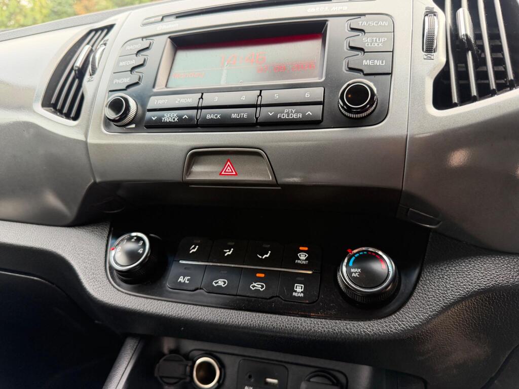 2016 Kia Sportage thumbnail 25