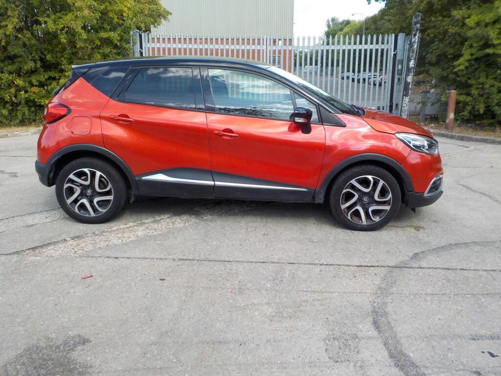 Renault Captur SUV 0.9 TCe ENERGY Signature Nav Euro 6 (s/s) 5dr