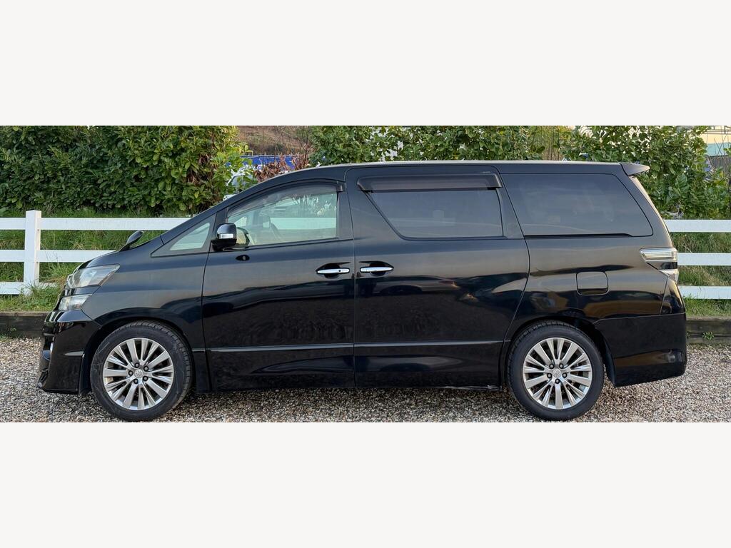 2013 Toyota Vellfire thumbnail 12