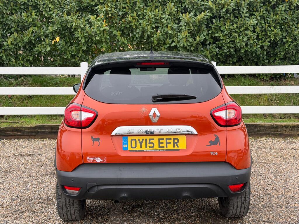 2015 Renault Captur thumbnail 10