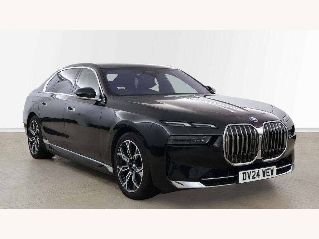 BMW i7