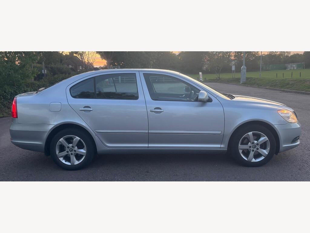 Skoda Octavia Hatchback 1.4 TSI SE Plus Euro 5 5dr