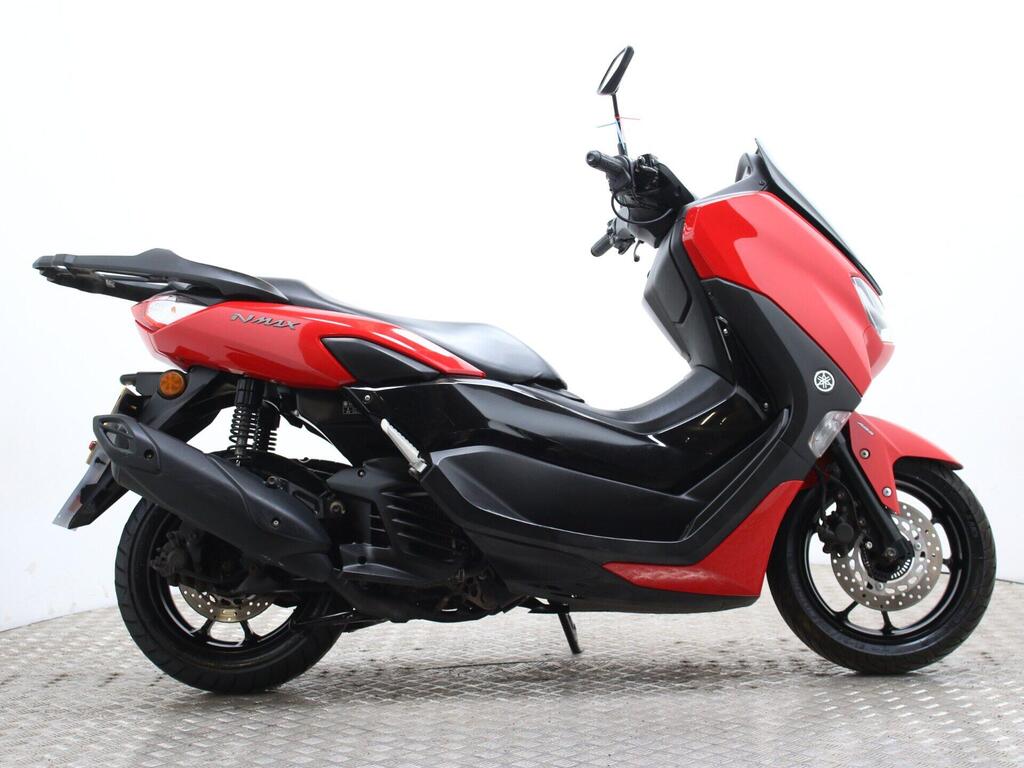 Yamaha NMAX 125
