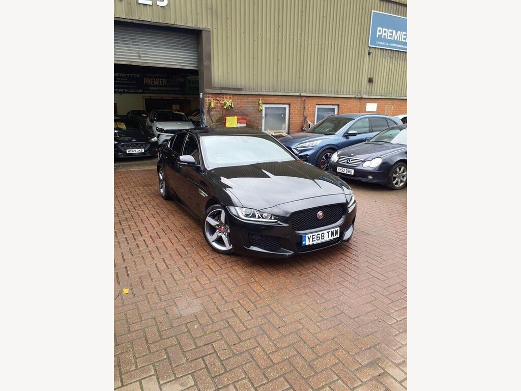Jaguar XE