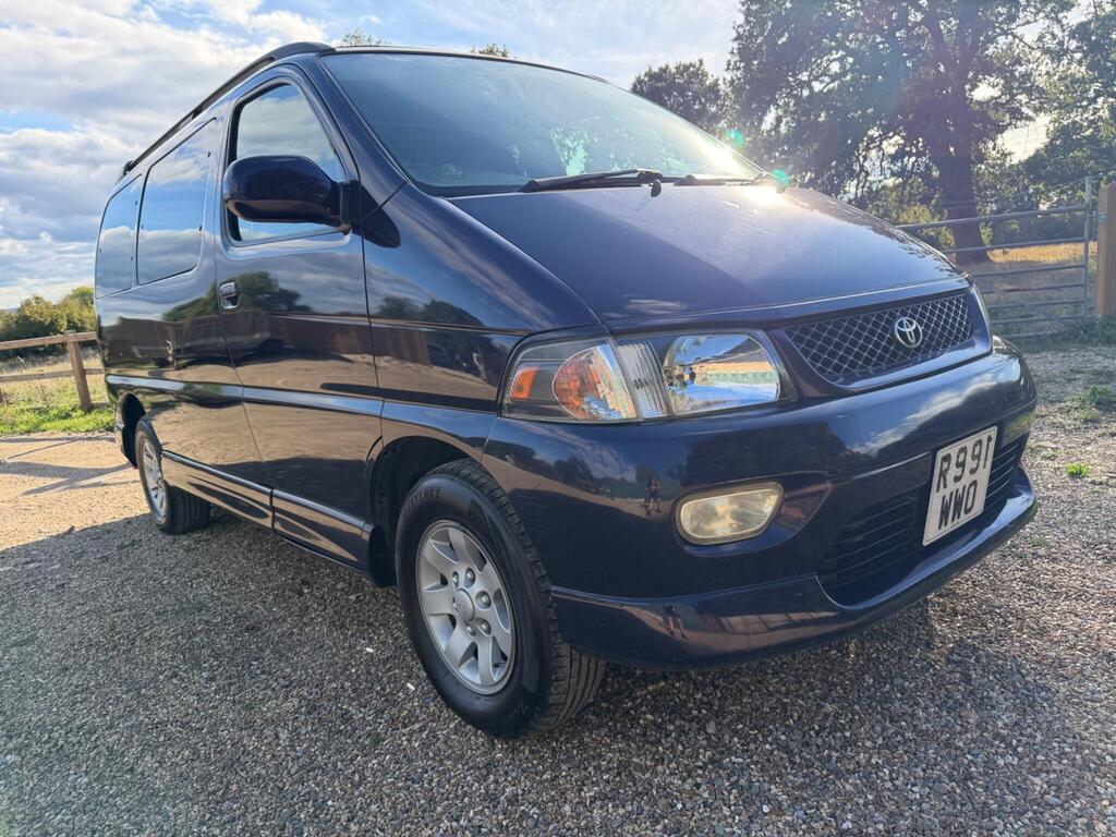 Toyota HiAce MPV TOYOTA HIACE 8 SEATER REGIUS 3.0 AUTO