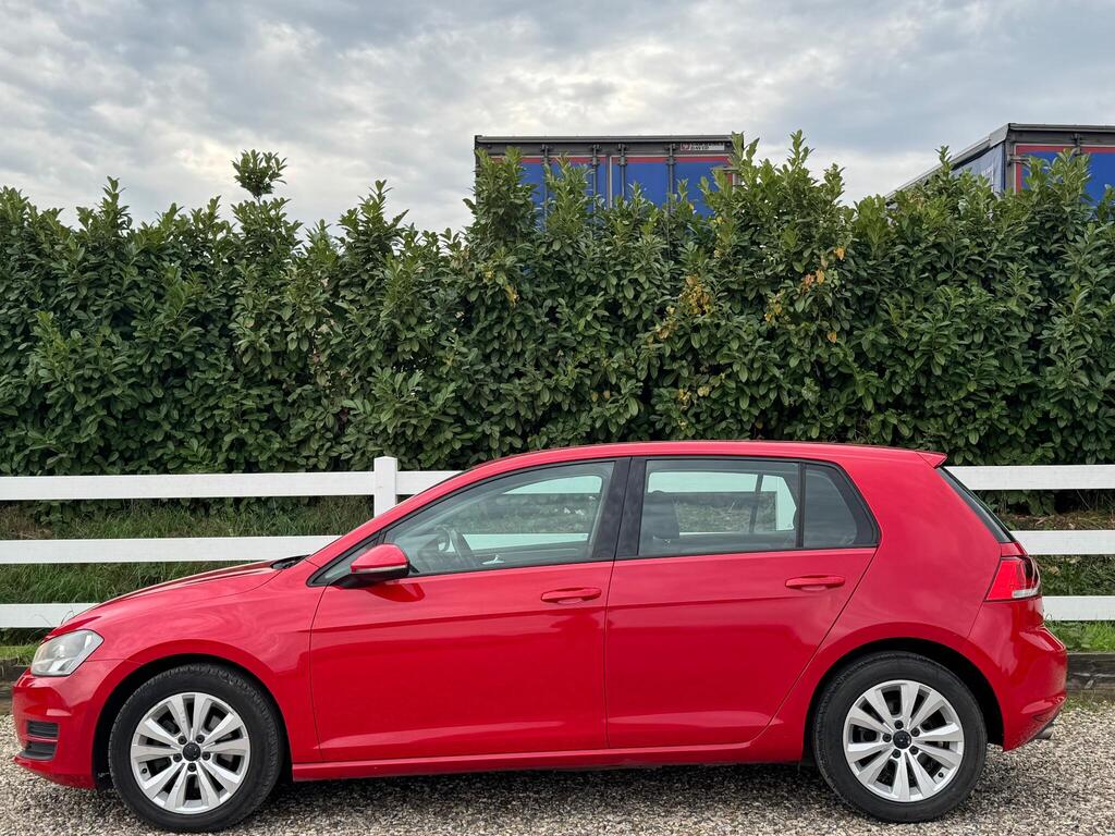 Volkswagen Golf 2.0 TDI BlueMotion Tech SE DSG Euro 5 (s/s) 5dr thumbnail 10
