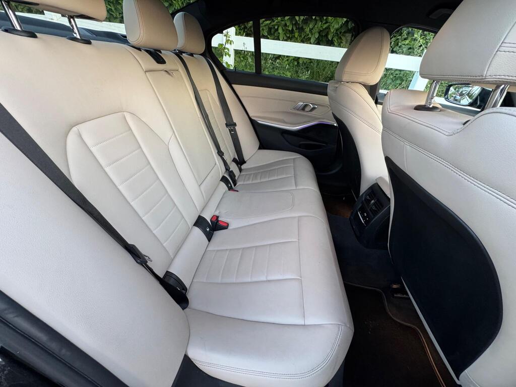 BMW 3 Series 2.0 330e 12kWh M Sport Auto Euro 6 (s/s) 4dr thumbnail 42