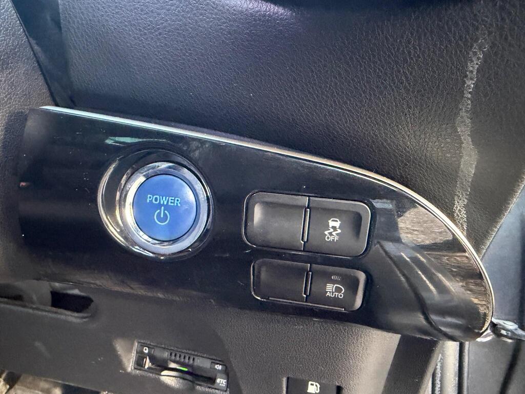 2019 Toyota Prius thumbnail 22
