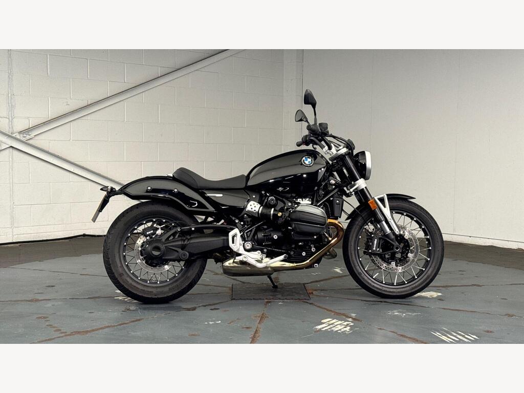 BMW R 12