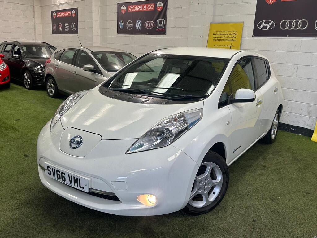 2017 NISSAN LEAF
