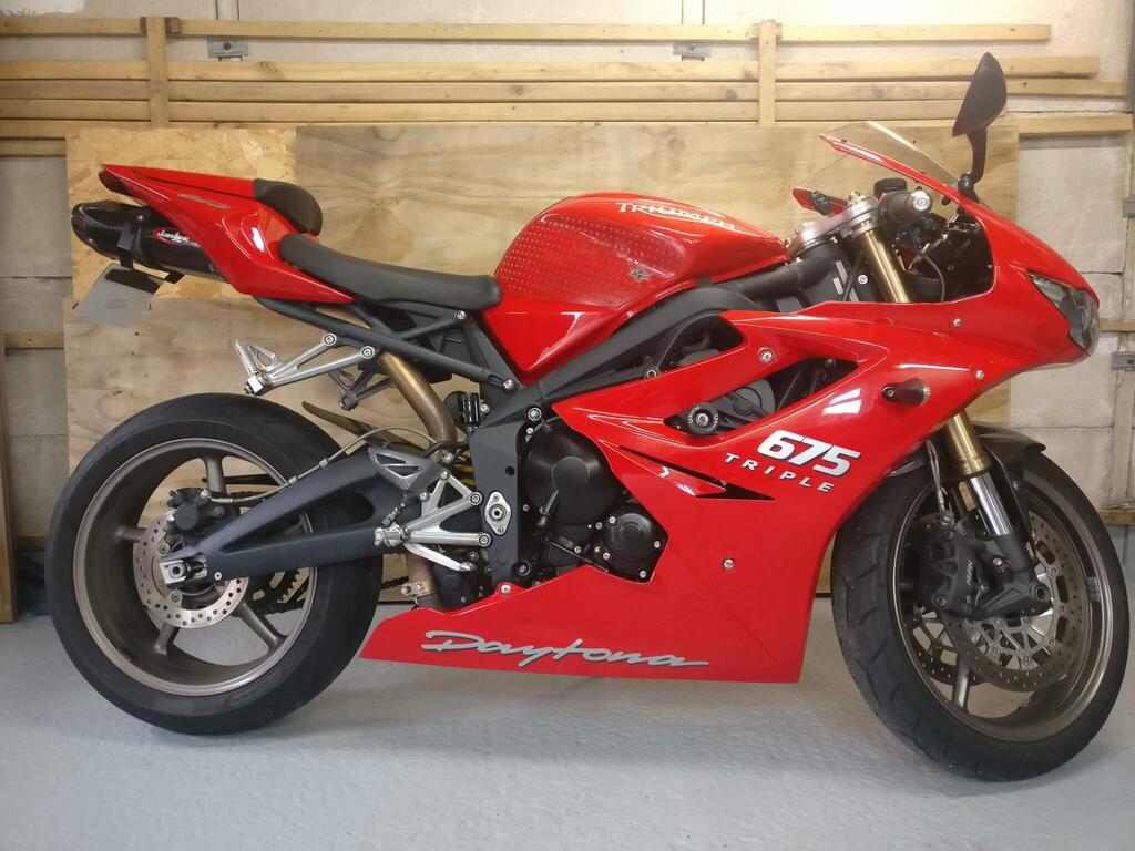 Triumph Daytona 675