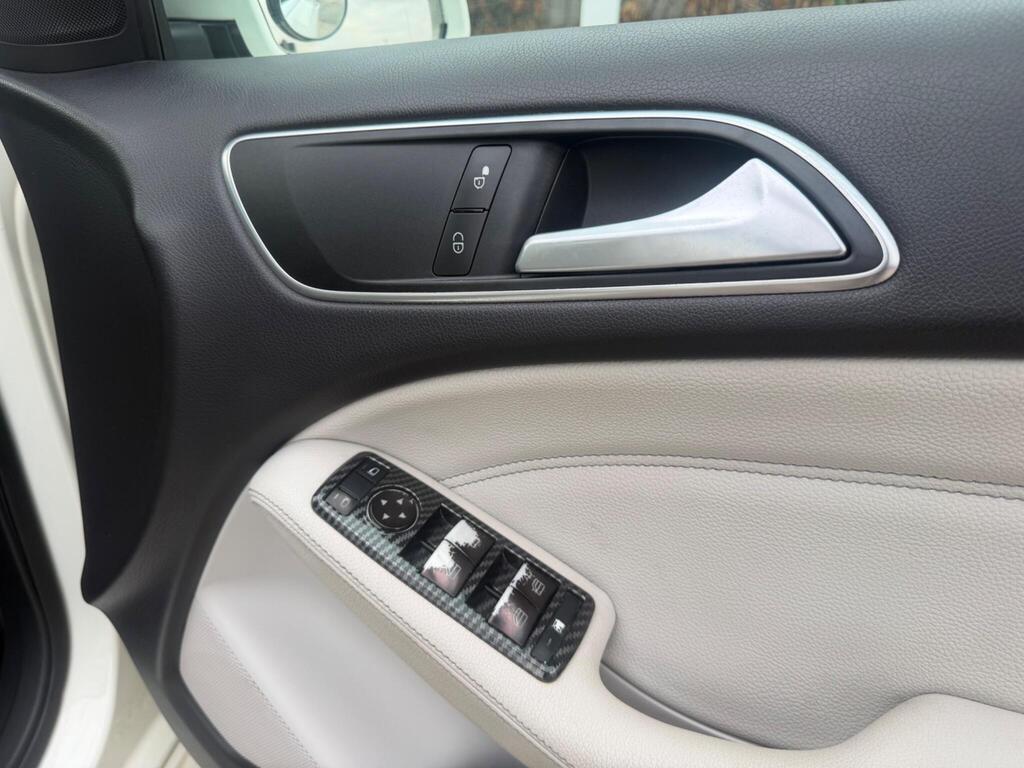 2015 Mercedes-Benz B Class thumbnail 25