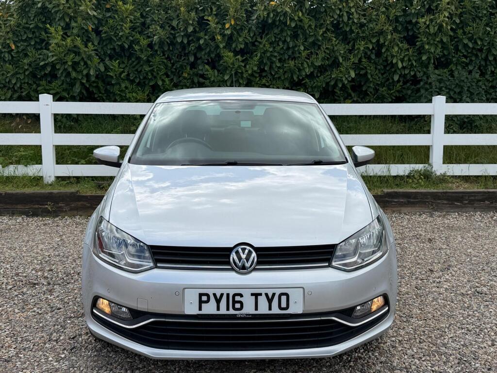 2016 Volkswagen Polo thumbnail 4
