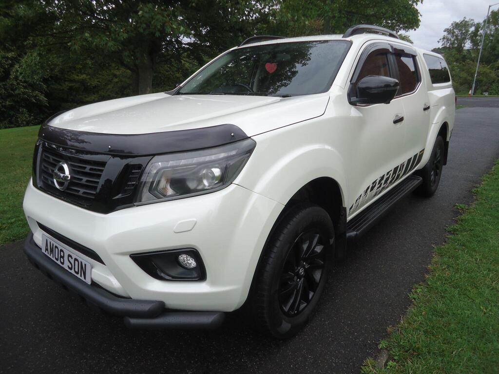 Nissan Navara Pickup 2.3 dCi N-Guard Auto 4WD Euro 6 4dr