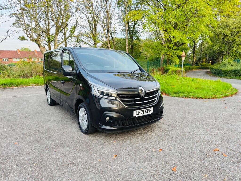 Renault Trafic Panel Van 2.0 dCi ENERGY 28 Sport EDC SWB Standard Roof Euro 6 (s/s) 5dr