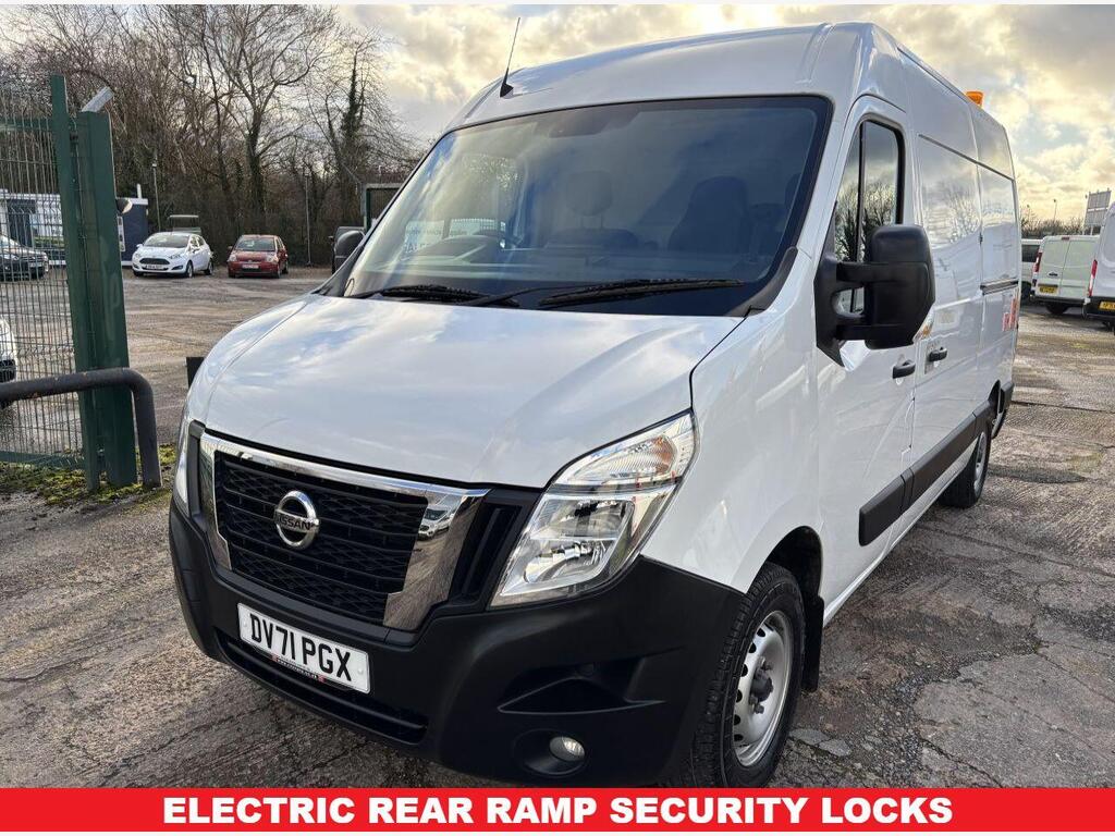 Nissan NV400