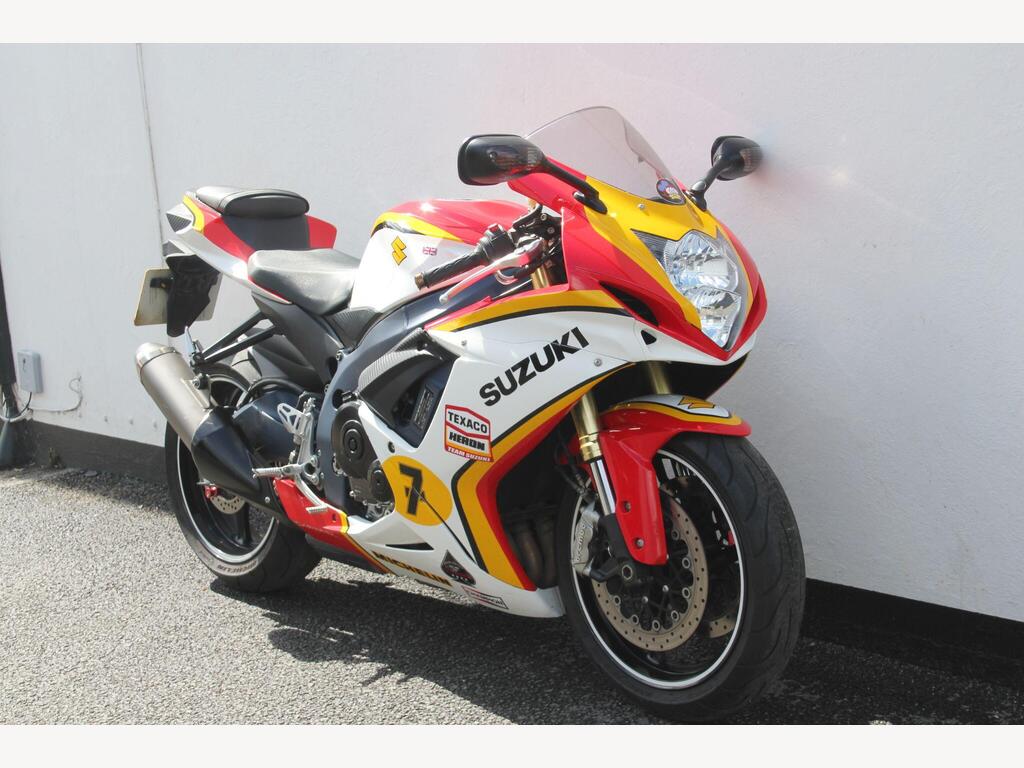 Suzuki GSX-R750
