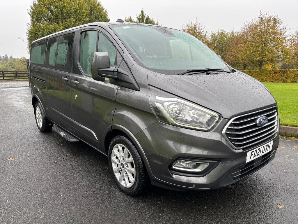 Ford Tourneo Custom Minibus 2.0 320 EcoBlue Titanium Auto L2 Euro 6 (s/s) 5dr