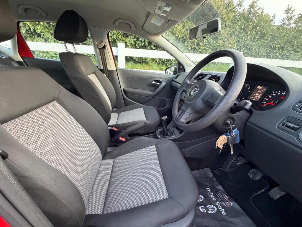 2009 Volkswagen Polo thumbnail 16