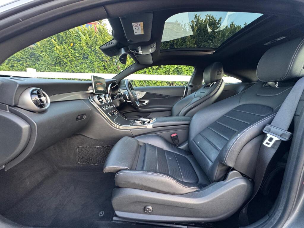 Mercedes-Benz C Class 2.1 C220d AMG Line (Premium Plus) G-Tronic+ Euro 6 (s/s) 2dr thumbnail 12