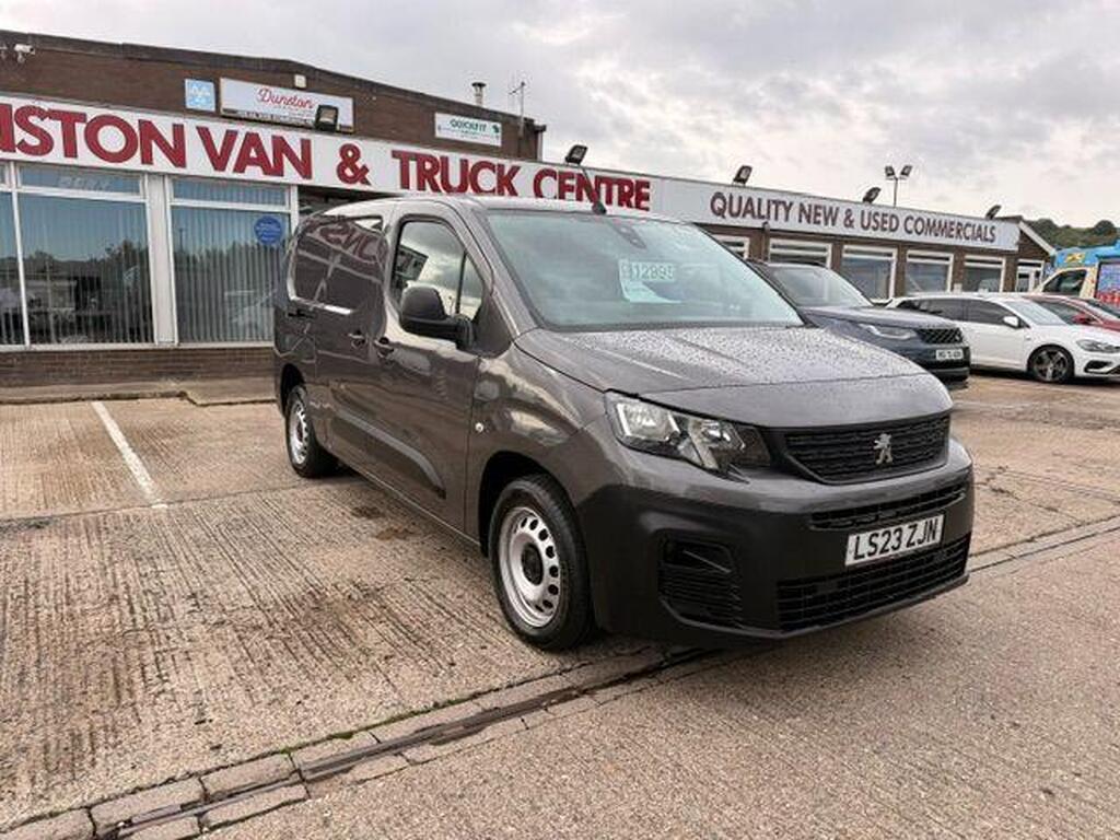 Peugeot Partner Combi Van 1.5 BlueHDi 850 Professional Premium + Long Crew Van LWB Euro 6 (s/s) 6dr