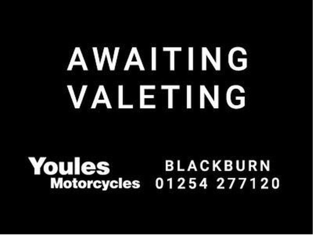 Triumph Bonneville 865