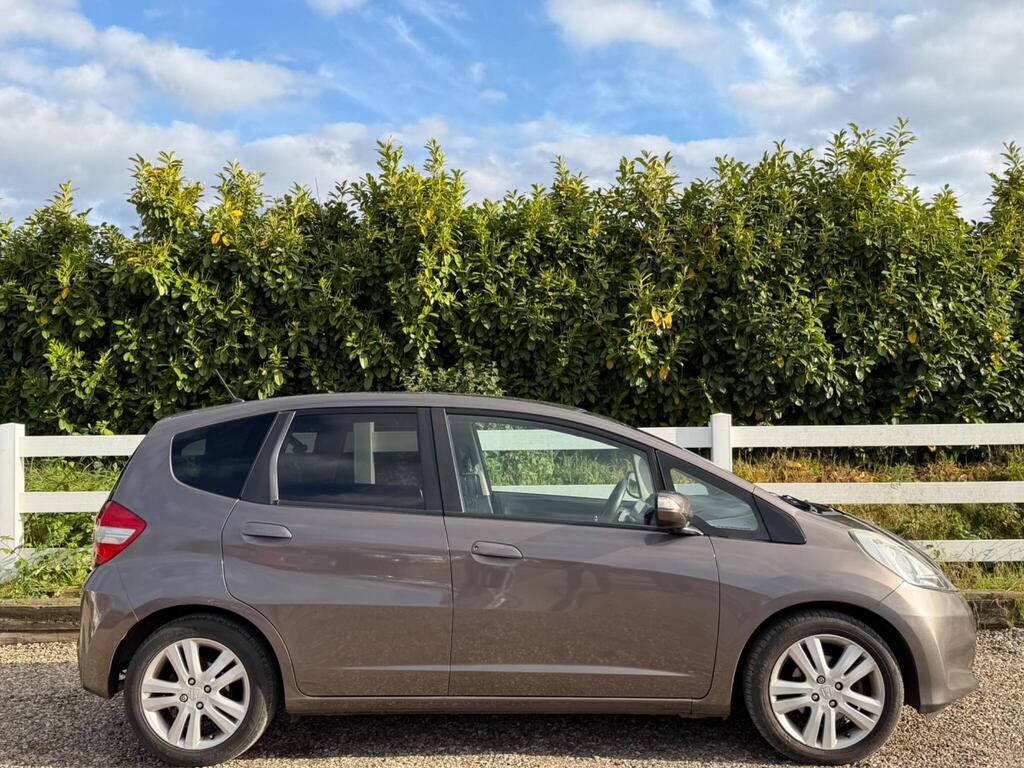 2013 Honda Jazz thumbnail 12