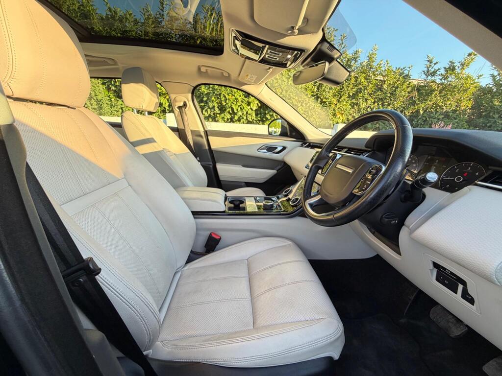 2017 Land Rover Range Rover Velar thumbnail 18