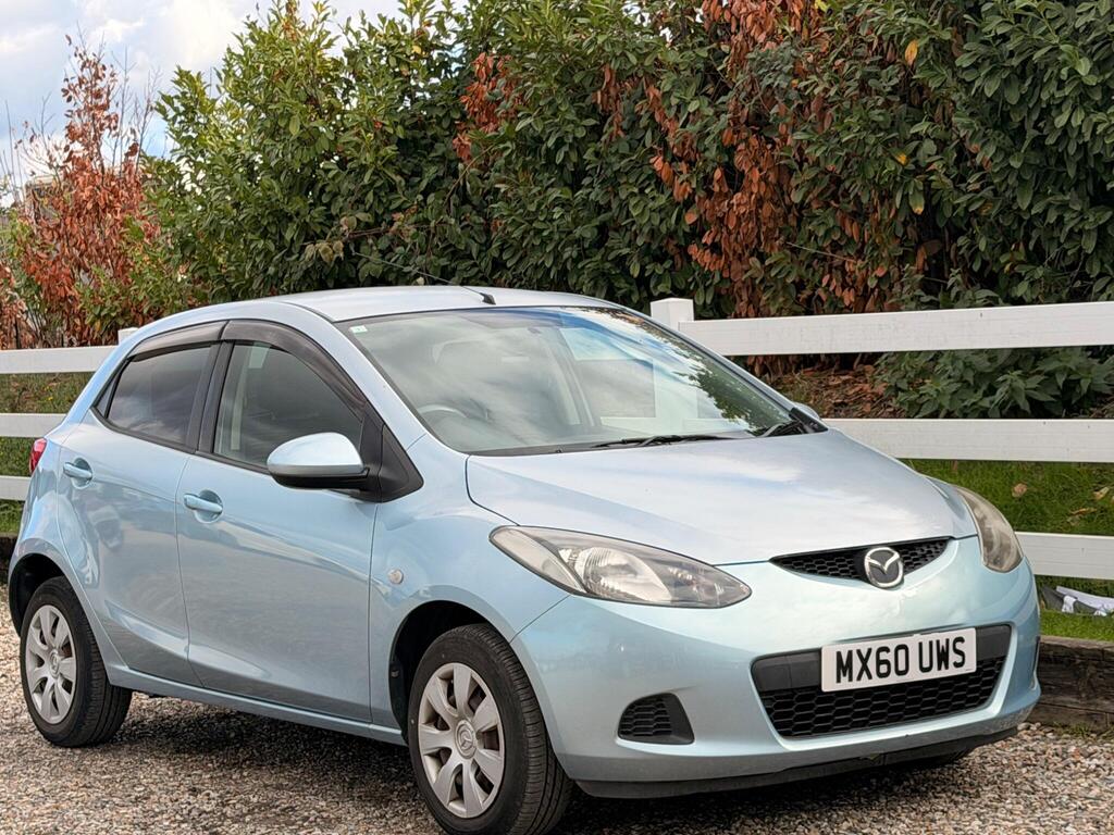 2011 Mazda Mazda2 thumbnail 7