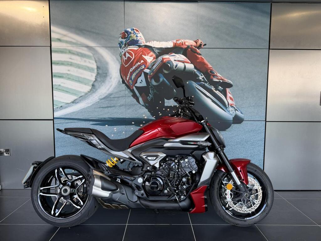 Ducati XDiavel V4