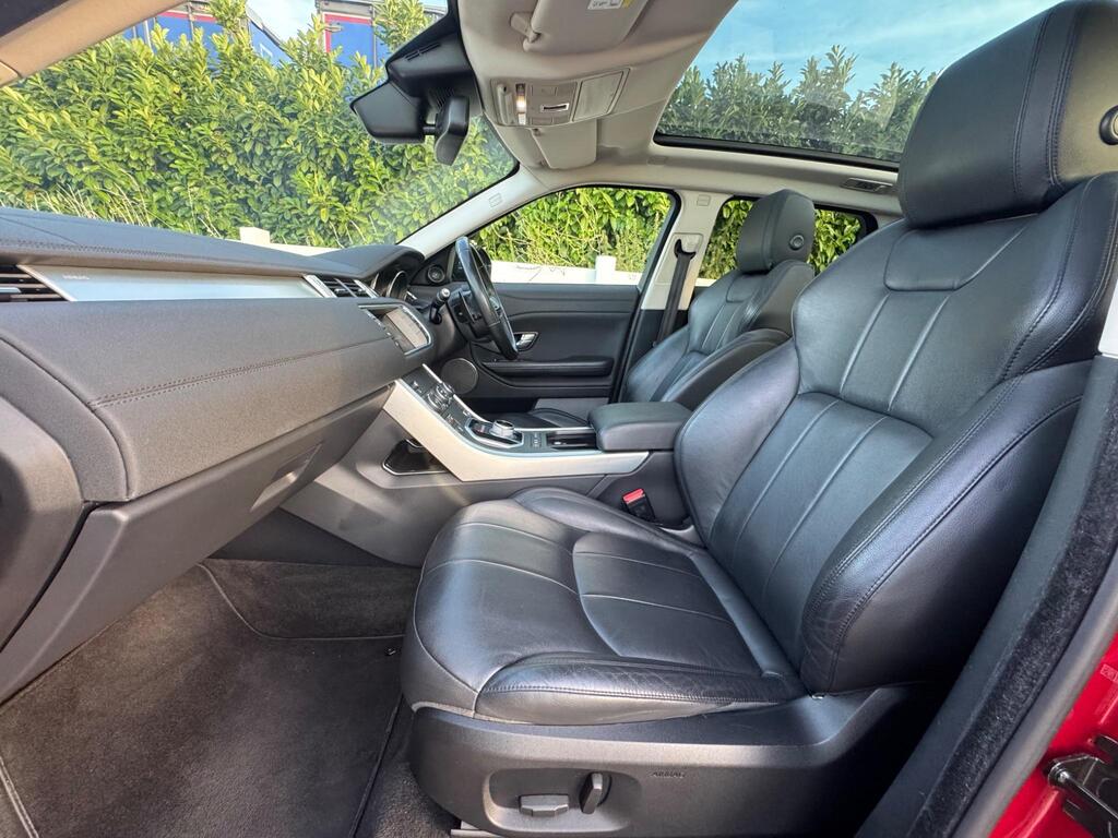 Land Rover Range Rover Evoque 2.0 TD4 SE Auto 4WD Euro 6 (s/s) 5dr thumbnail 24