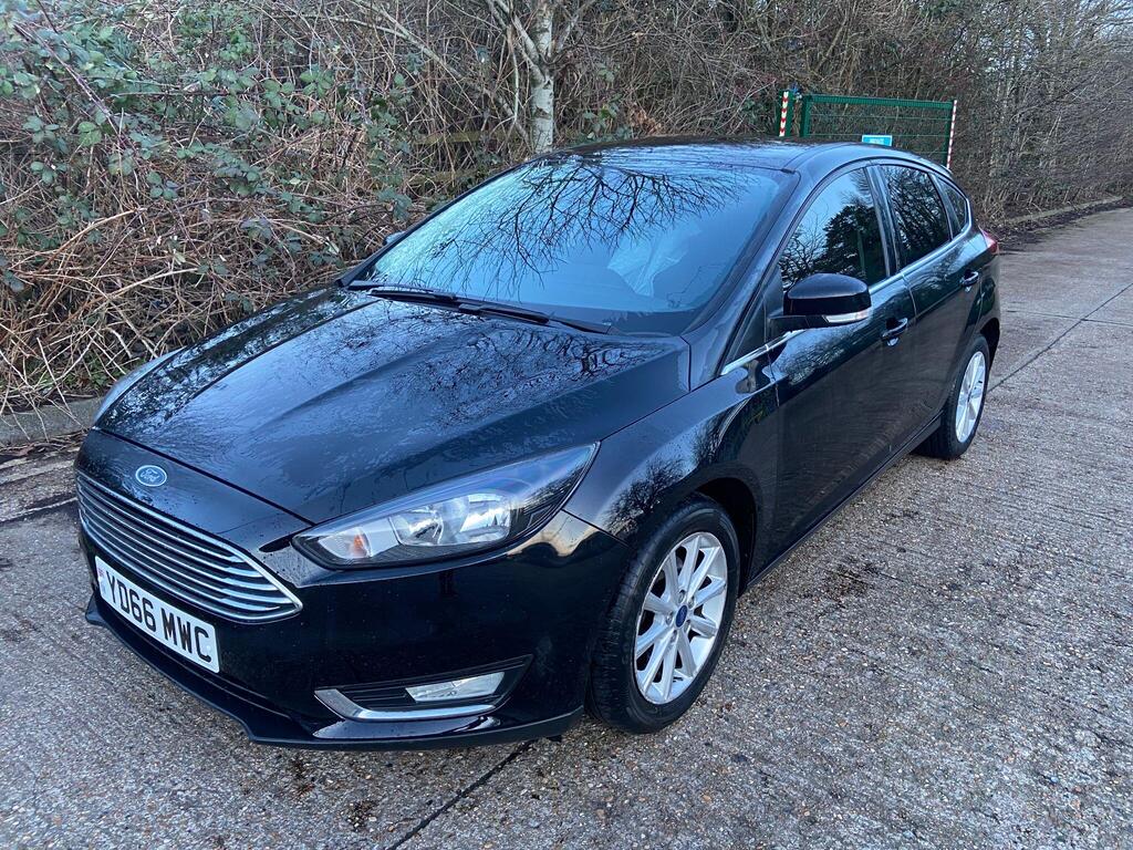 Ford Focus Hatchback 1.0T EcoBoost Titanium Euro 6 (s/s) 5dr