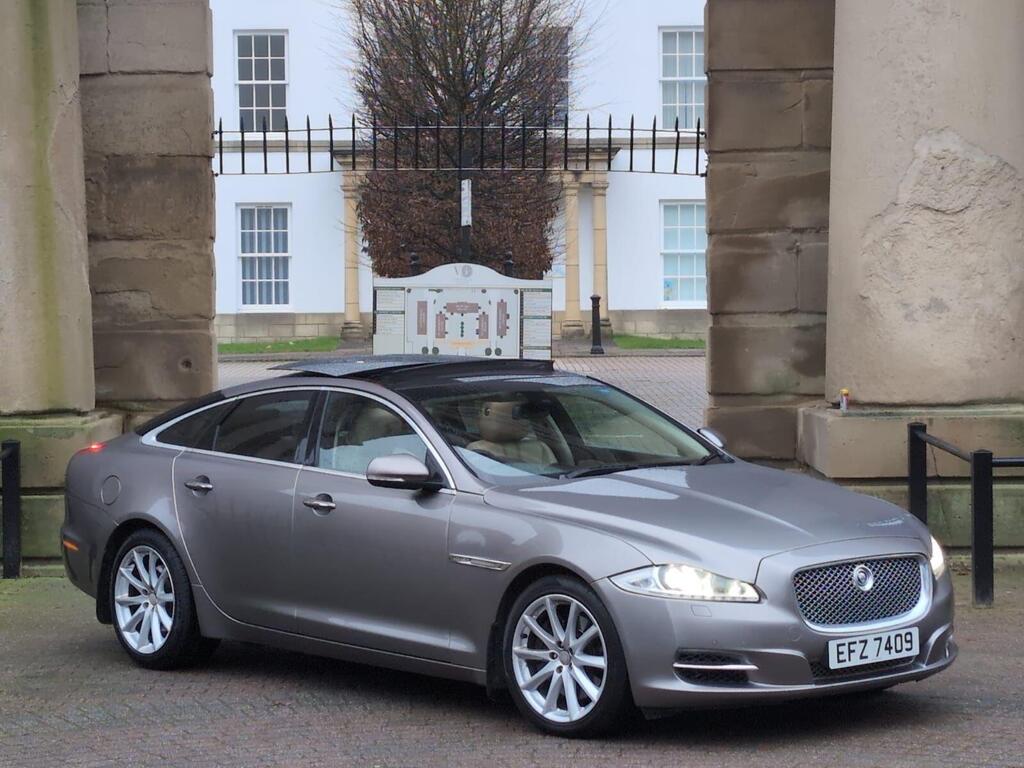 Jaguar XJ Saloon 3.0d V6 Luxury Auto Euro 5 4dr