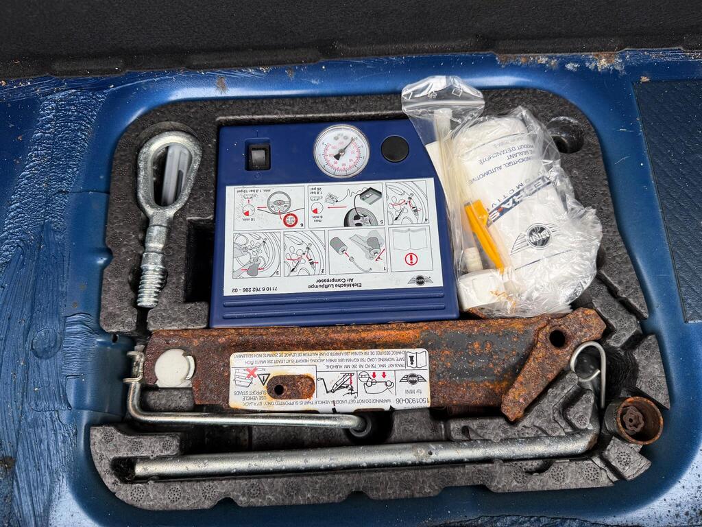 2007 MINI Hatch thumbnail 25