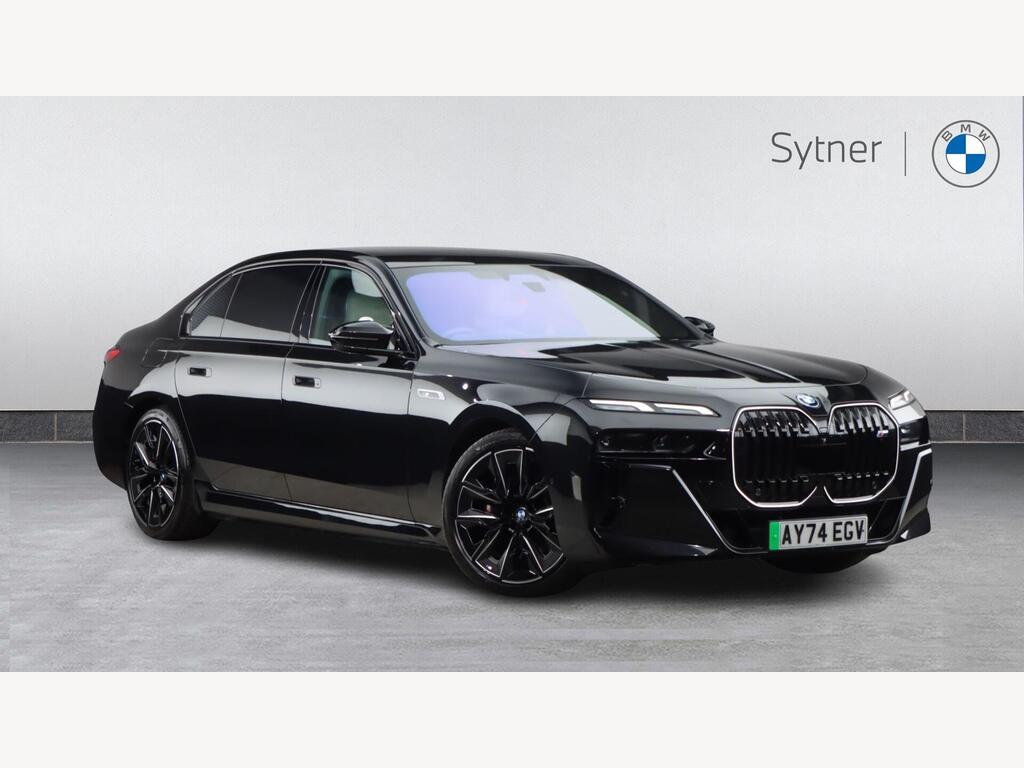 BMW i7