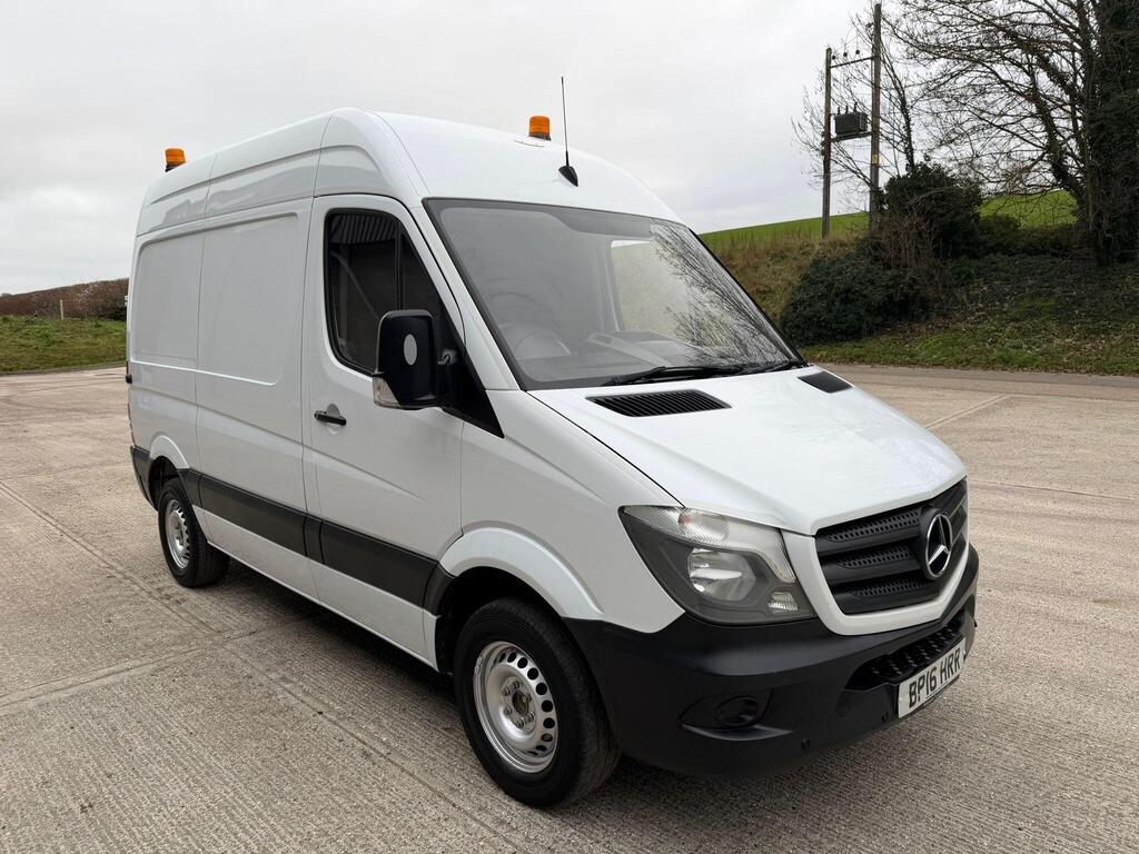 Mercedes-Benz Sprinter Panel Van 2.1 313 CDi RWD L1 H3 4dr