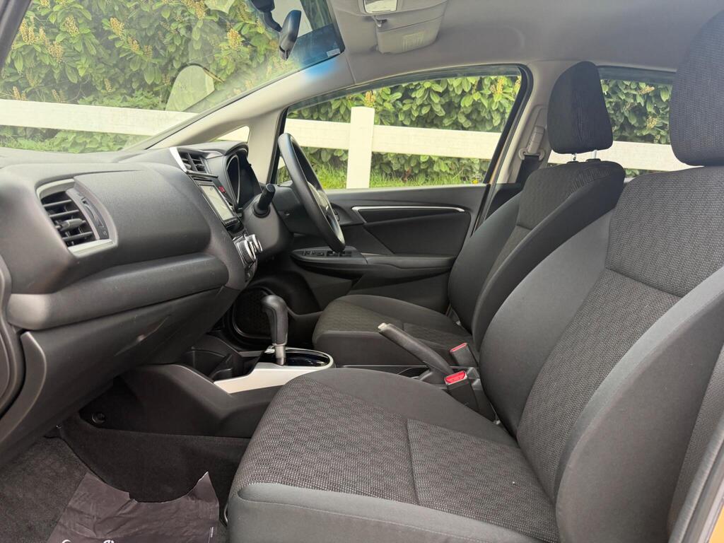 2014 Honda Jazz thumbnail 27