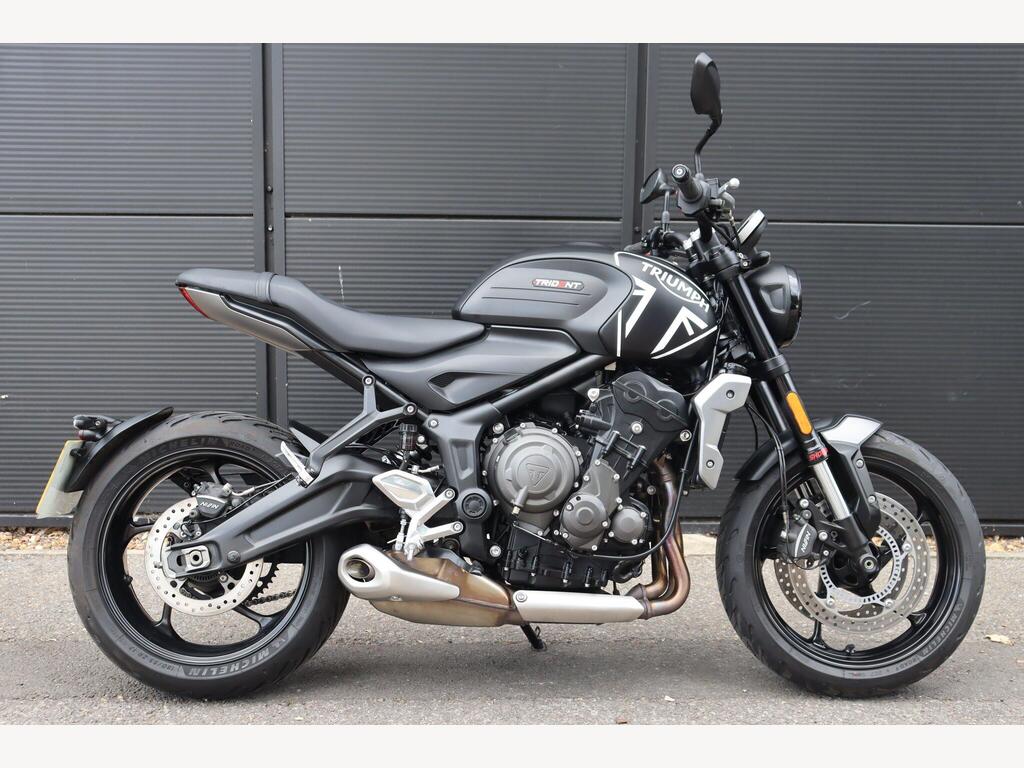 Triumph Trident 660