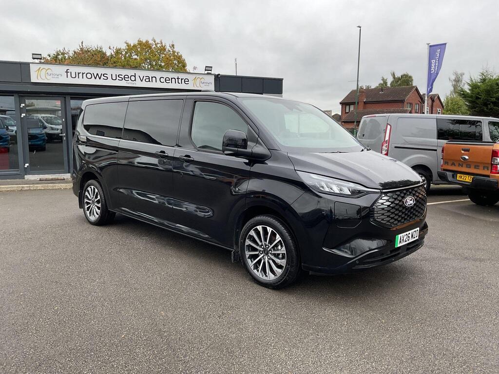 Ford E-Tourneo Custom Minibus 340 L2 E TOURNEO TITANIUM X+1 OWNER