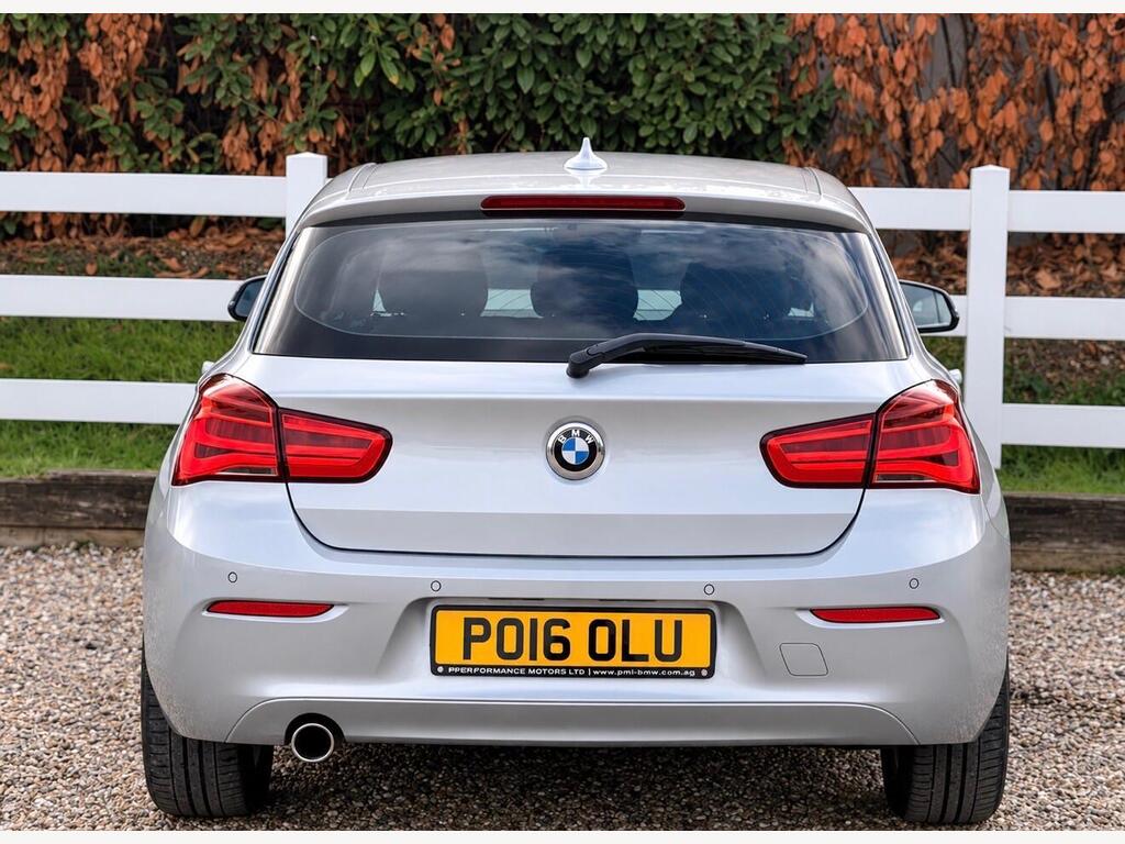 2016 BMW 1 Series thumbnail 22