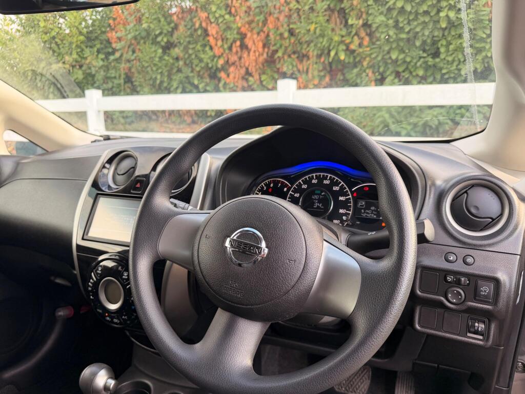 2013 Nissan Note thumbnail 33