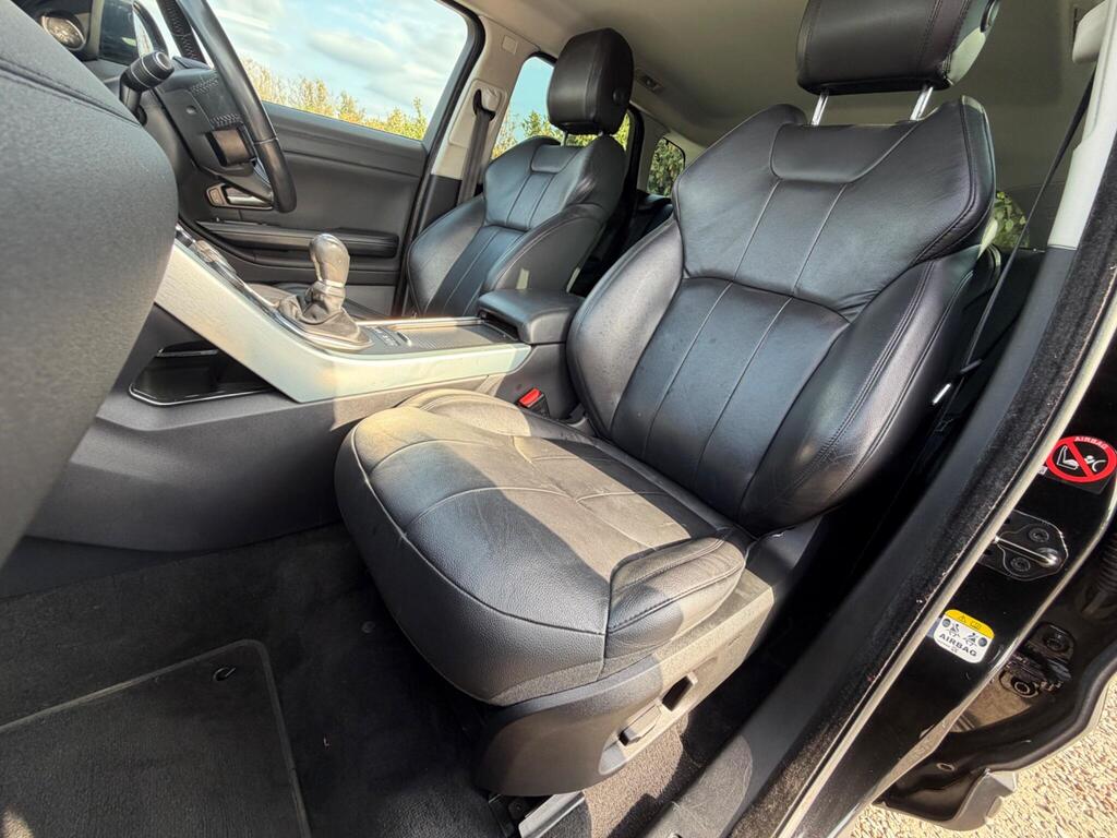 2018 Land Rover Range Rover Evoque thumbnail 34