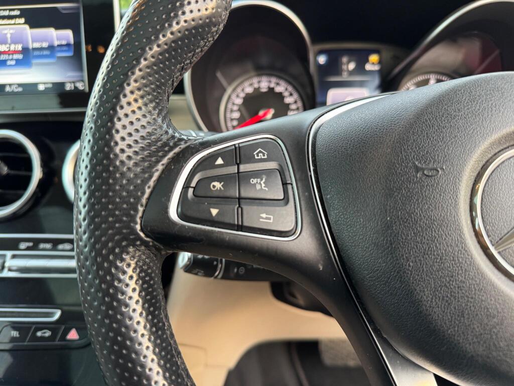 Mercedes-Benz GLC 2.1 GLC220d Sport (Premium) G-Tronic 4MATIC Euro 6 (s/s) 5dr thumbnail 29