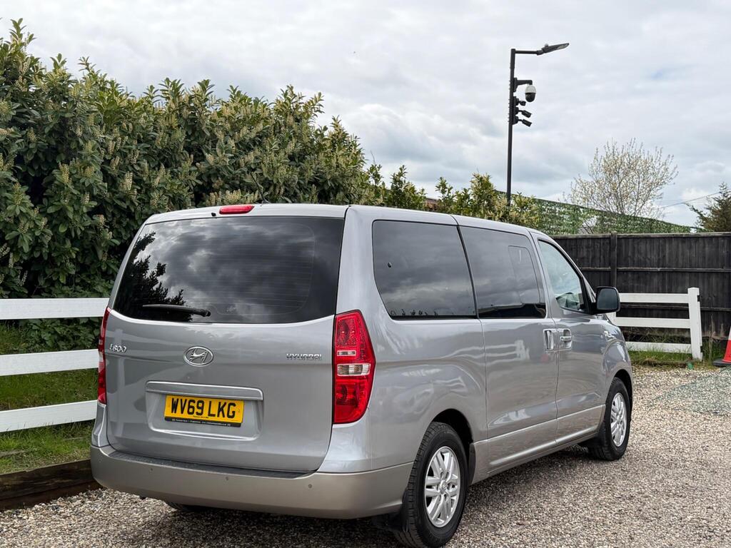 2019 Hyundai i800 thumbnail 15