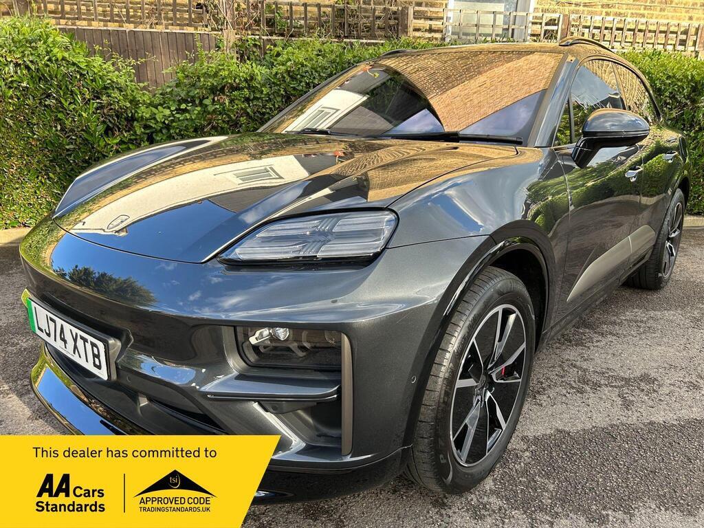 Porsche Macan SUV 100kWh Turbo Auto 4WD 5dr