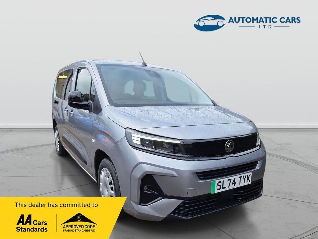 Vauxhall Combo Life Electric MPV 52kWh Design XL MPV Auto 5dr (7.4kW Charger)