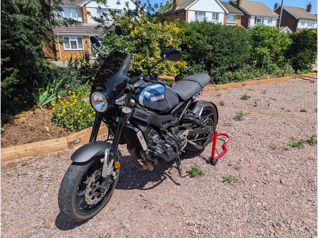Yamaha XSR900