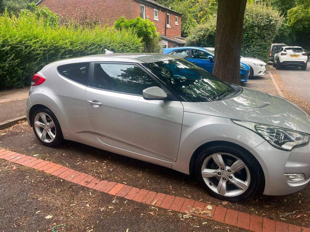Hyundai Veloster