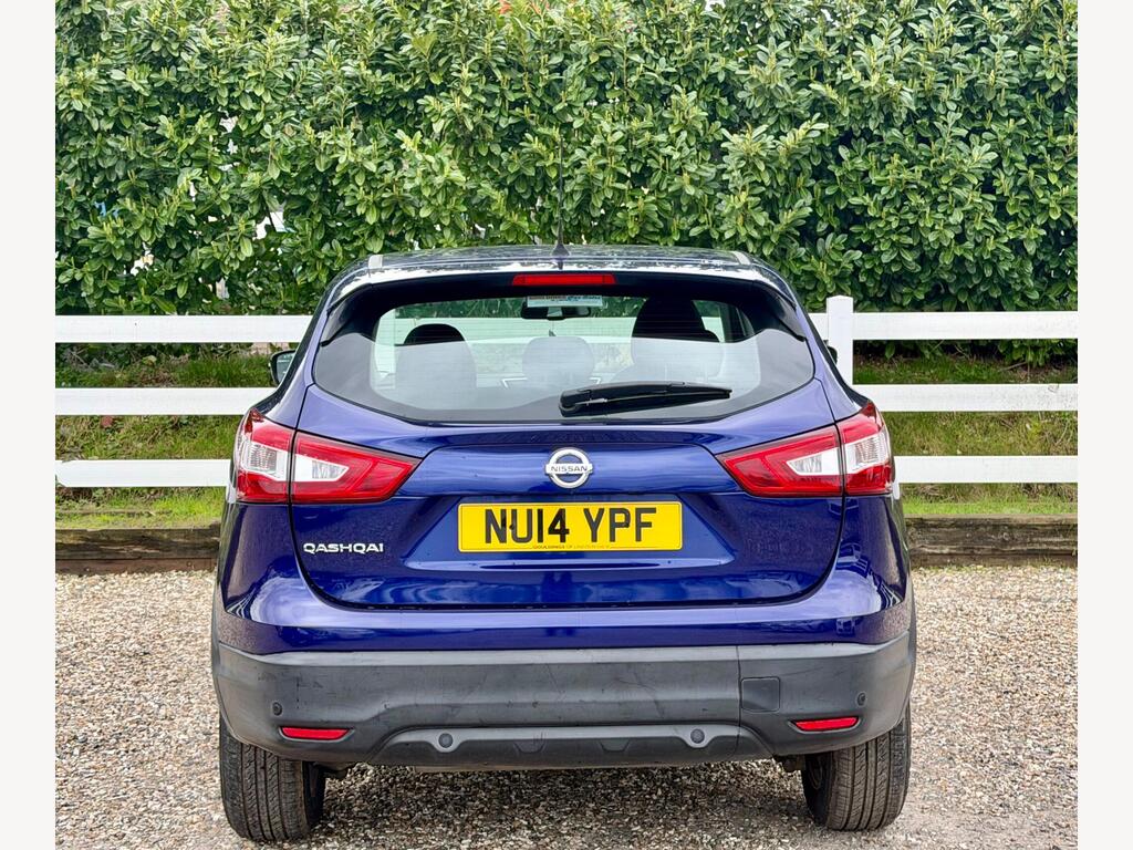 2014 Nissan Qashqai thumbnail 10