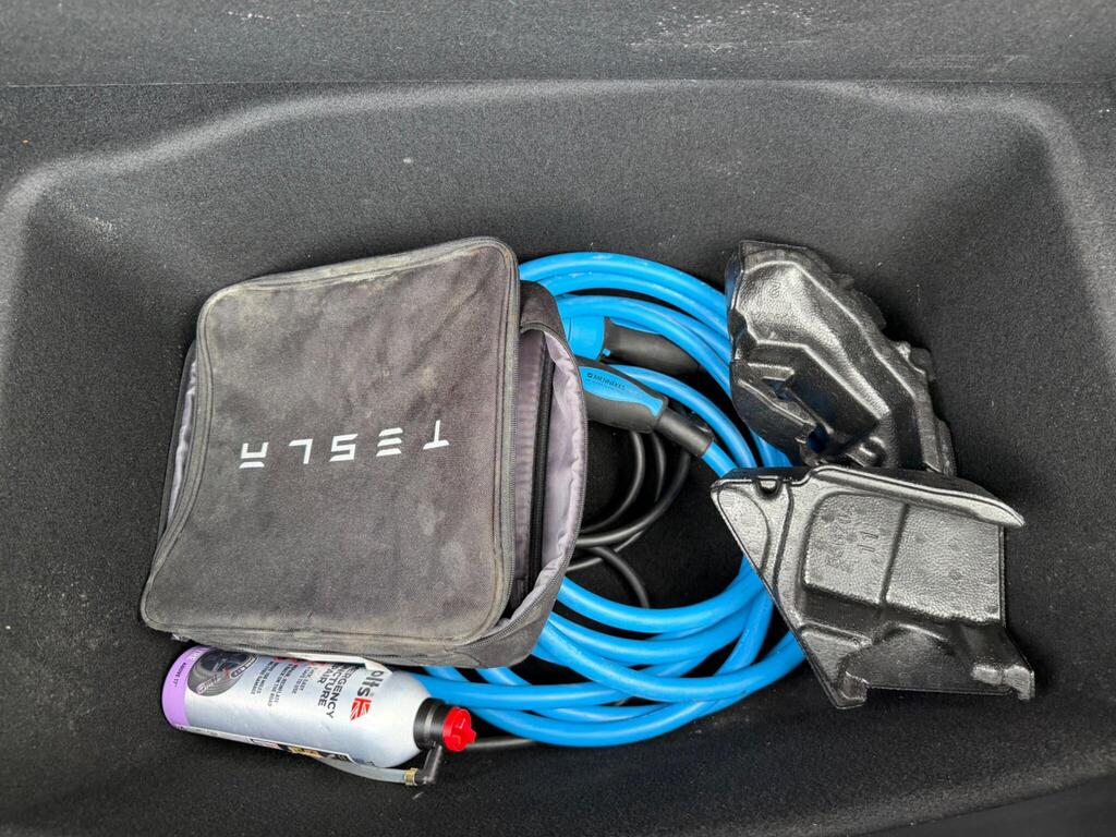 2020 Tesla Model 3 thumbnail 24